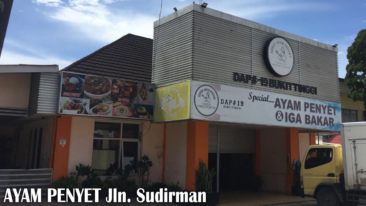 Astani Family Home Bukittinggi Εξωτερικό φωτογραφία